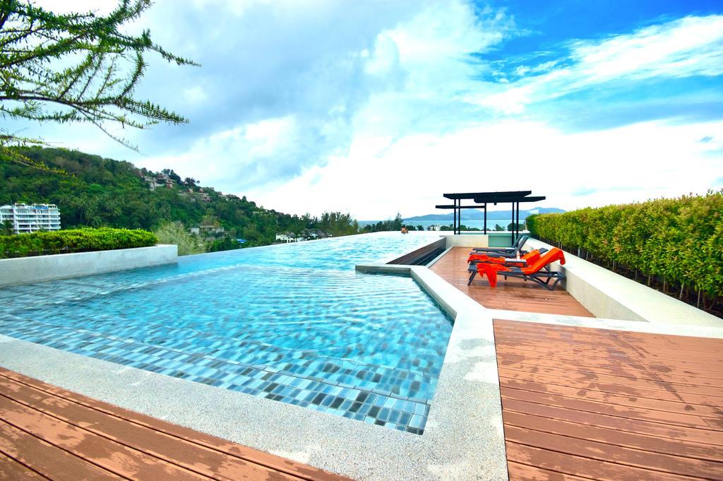 6Th Avenue Surin By Risa Apartment Luaran gambar