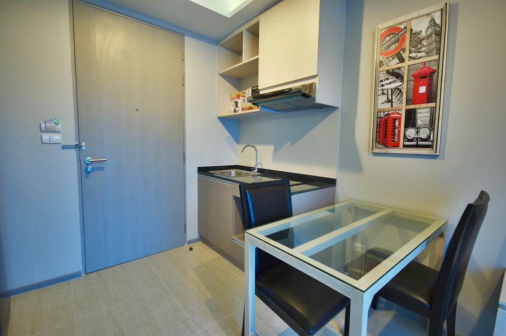 6Th Avenue Surin By Risa Apartment Luaran gambar
