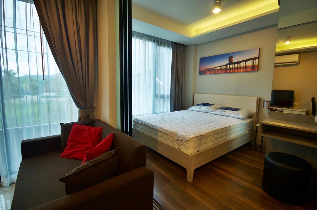 6Th Avenue Surin By Risa Apartment Luaran gambar
