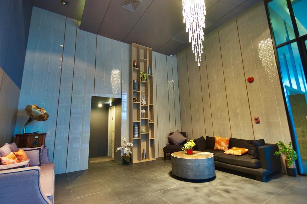 6Th Avenue Surin By Risa Apartment Luaran gambar