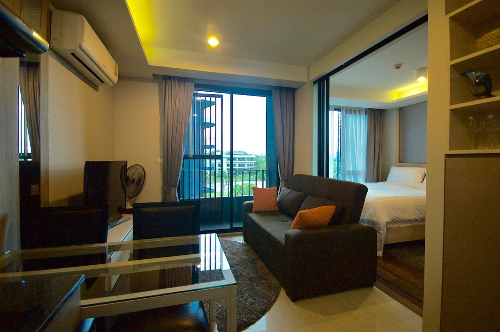 6Th Avenue Surin By Risa Apartment Luaran gambar