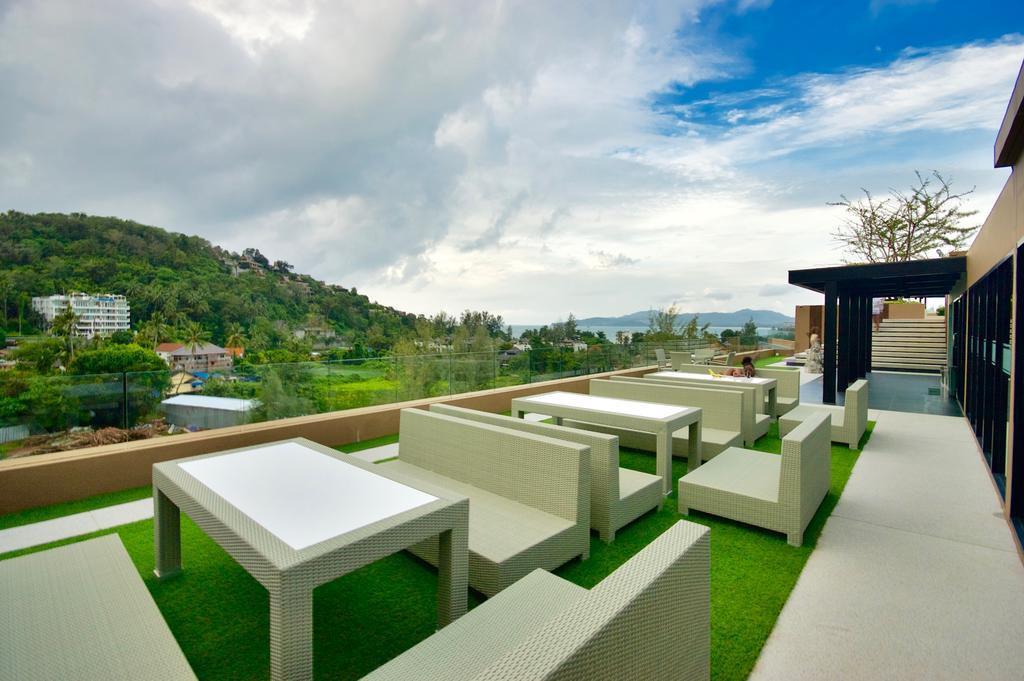 6Th Avenue Surin By Risa Apartment Luaran gambar